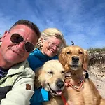 Feriehus Lichtdurchflutetes Traumhaus Nr 143 Mit Wintergarten, Strandnah Uneinsehbarer Garten Hundefreundlich Sint Maartensvlotbrug