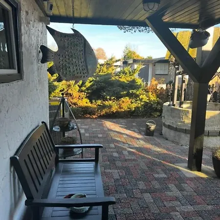 Lichtdurchflutetes Traumhaus 400 Meter Zum Strandaufgang, Uneinsehbarer Garten Mit Terrassenüberdachung, Hundefreundlich Ferienhaus Sint Maartensvlotbrug