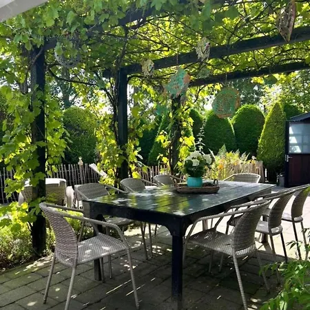 Nyaraló Lichtdurchflutetes Traumhaus Mit Wintergarten, Strandnah Uneinsehbarer Garten Hundefreundlich *