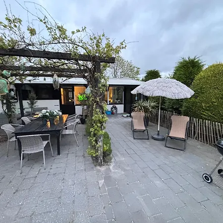 Lichtdurchflutetes Traumhaus 400 Meter Zum Strandaufgang, Uneinsehbarer Garten Mit Terrassenüberdachung, Hundefreundlich