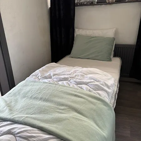 Nyaraló Lichtdurchflutetes Traumhaus Mit Wintergarten, Strandnah Uneinsehbarer Garten Hundefreundlich