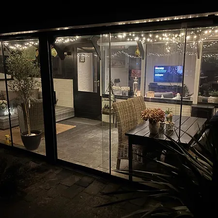 Lichtdurchflutetes Traumhaus Nr 143 Mit Wintergarten, Strandnah Uneinsehbarer Garten Hundefreundlich * Sint Maartensvlotbrug