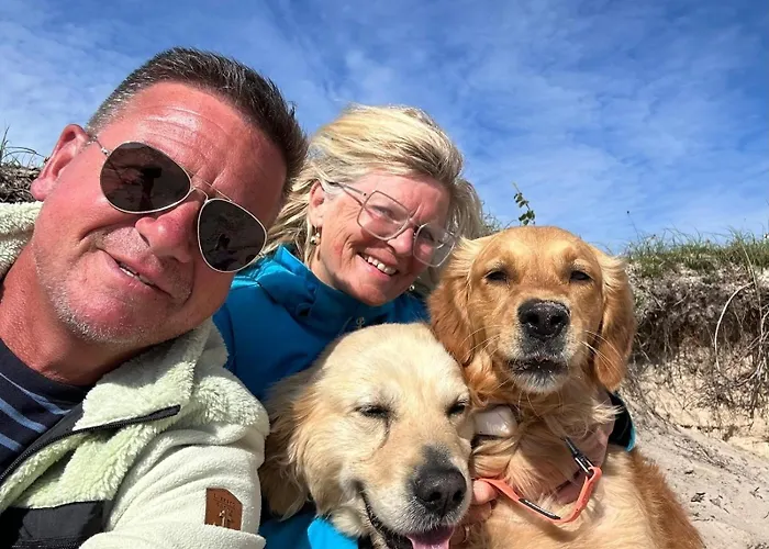 Semesterbostad Lichtdurchflutetes Traumhaus Mit Wintergarten, Strandnah Uneinsehbarer Garten Hundefreundlich Sint Maartensvlotbrug