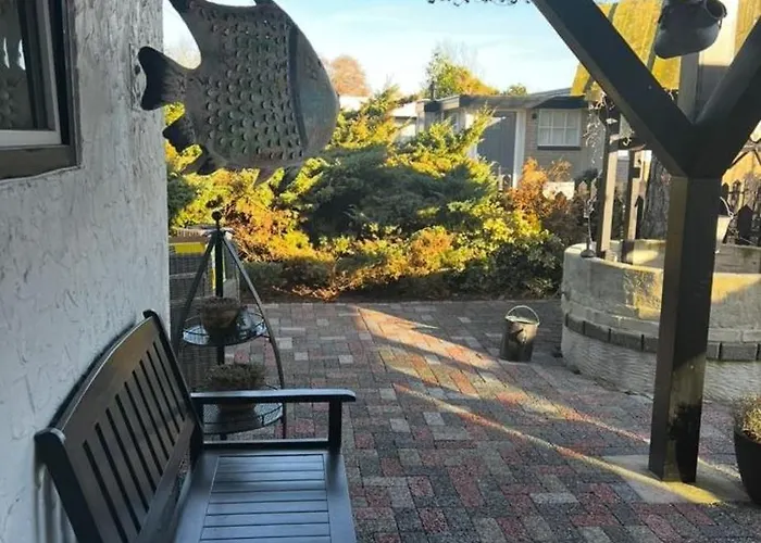 Lichtdurchflutetes Traumhaus Mit Wintergarten, Strandnah Uneinsehbarer Garten Hundefreundlich Semesterbostad Sint Maartensvlotbrug