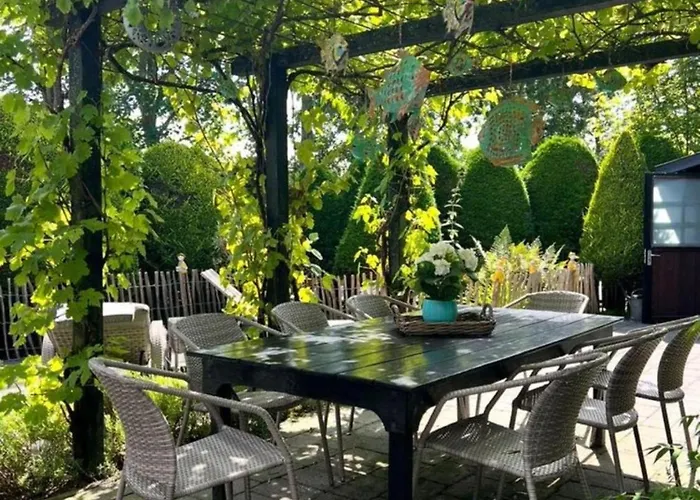 Lichtdurchflutetes Traumhaus Mit Wintergarten, Strandnah Uneinsehbarer Garten Hundefreundlich *