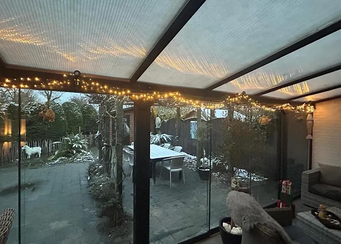 Semesterbostad Lichtdurchflutetes Traumhaus Mit Wintergarten, Strandnah Uneinsehbarer Garten Hundefreundlich *
