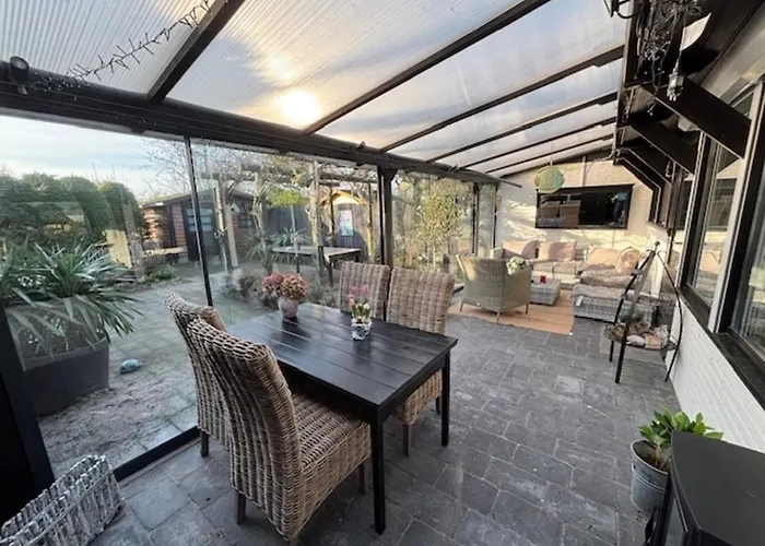 Semesterbostad Lichtdurchflutetes Traumhaus Mit Wintergarten, Strandnah Uneinsehbarer Garten Hundefreundlich