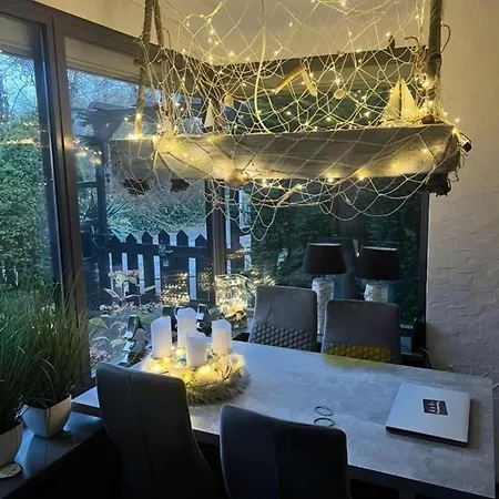 Holiday home Lichtdurchflutetes Traumhaus 800 Meter Zum Strandaufgang, Uneinsehbarer Garten Mit Terrassenueberdachung, Hundefreundlich Sint Maartensvlotbrug